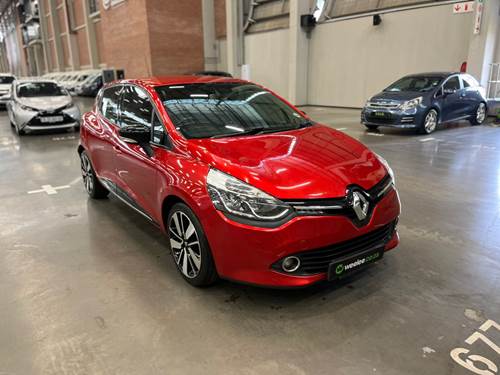 Renault Clio IV 900T (66kW) Dynamique 5 Door