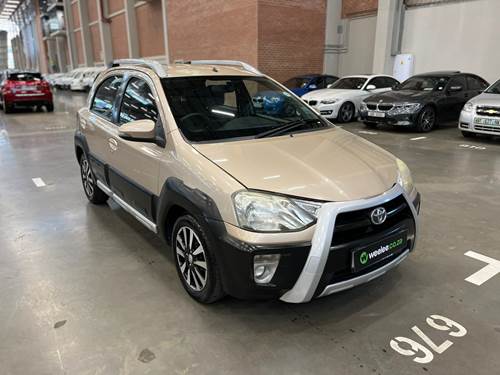 Toyota Etios Cross 1.5 Xs Hatch