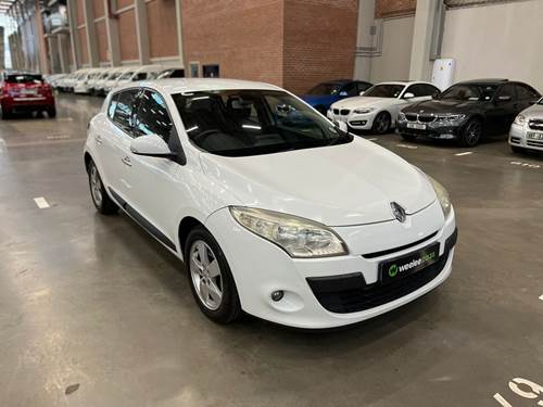 Renault Megane III 1.6 Dynamique 5 Door