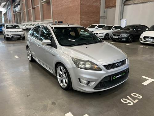 Ford Focus 2.5 ST 5 Door