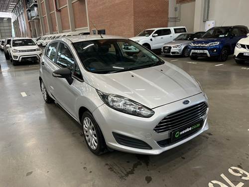 Ford Fiesta 1.4 Ambiente Sedan