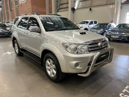 Toyota Fortuner II 3.0 D-4D Raised Body Auto