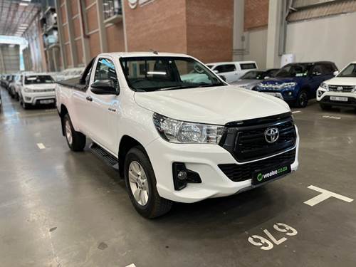 Toyota Hilux 2.4 GD-6 RB SRX Extra Cab 