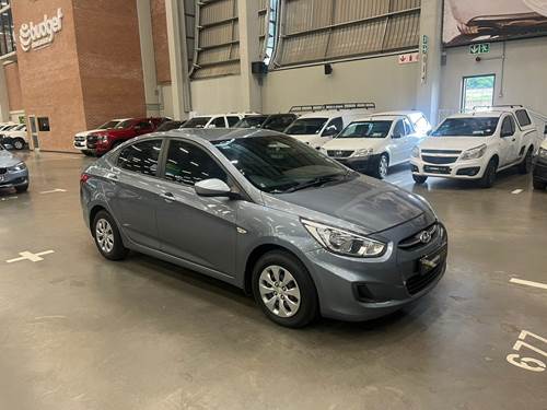 Hyundai Accent IV 1.6 GL Motion