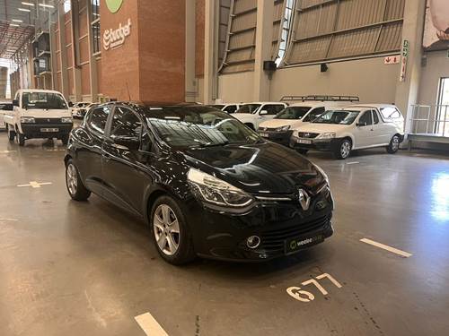 Renault Clio IV 900T (66kW) Dynamique 5 Door