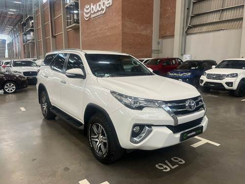 Toyota Fortuner IV 2.8 GD-6 Raised Body 4X4