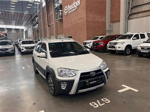 Toyota Etios Cross 1.5 Xs Hatch