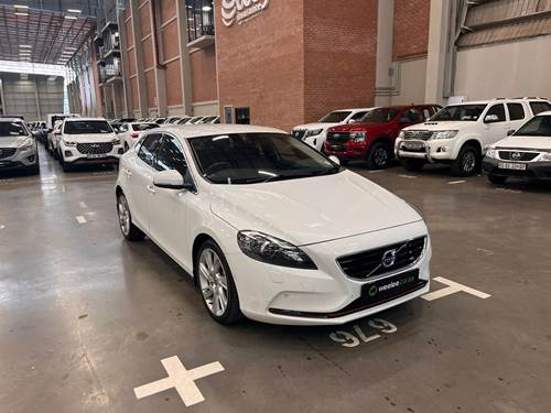 Volvo V40 2.0 T5 Inscription Geartronic