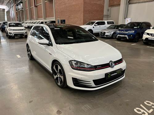 Volkswagen (VW) Golf 7 GTi 2.0 TSi DSG