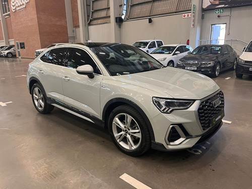 Audi Q3 1.4T S-tronic S-Line (35TFSi)