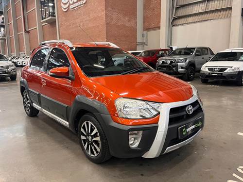 Toyota Etios Cross 1.5 Xs Hatch