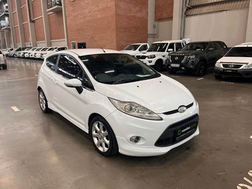 Ford Fiesta 1.6i Titanium 3 Door