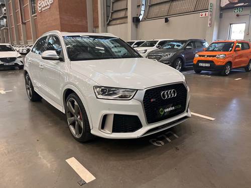 Audi RS Q3 2.5 T FSi Quattro S-Tronic (250kw)