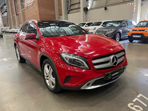 Mercedes Benz GLA 220 CDi