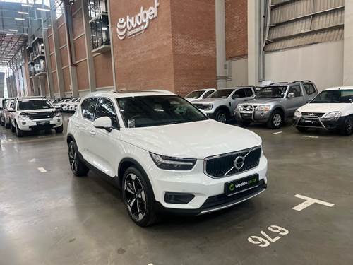 Volvo XC40 T5 Momentum AWD