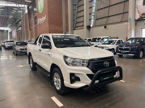 Toyota Hilux 2.4 GD-6 RB Raider Extra Cab Auto