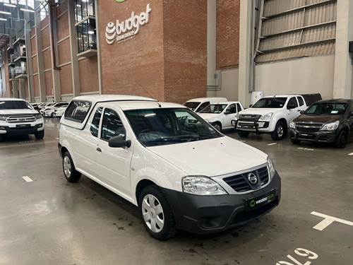 Nissan NP200 1.6i Pack