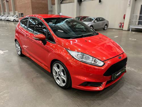 Ford Fiesta ST 1.6 EcoBoost GDTi