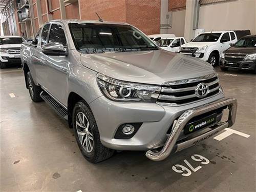 Toyota Hilux 2.8 GD-6 RB Raider Extra Cab Auto