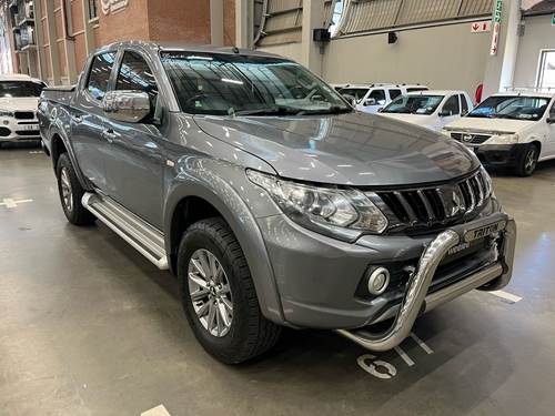 Mitsubishi Triton 2.4 Di-DC Double Cab Auto 4x2