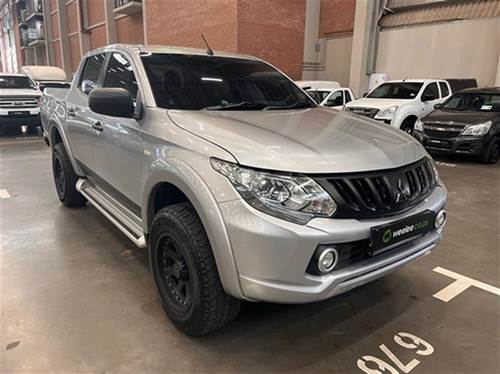 Mitsubishi Triton 2.4 Di-DC Double Cab Auto 4x2