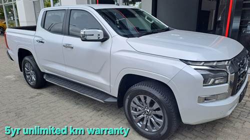 Mitsubishi Triton 2.4 Di-DC Double Cab Auto