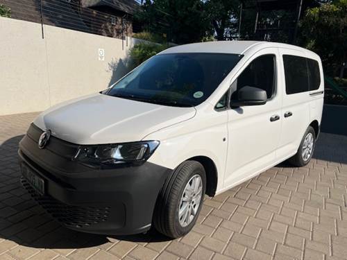 Volkswagen (VW) Caddy Kombi1.6i (7 Seater)