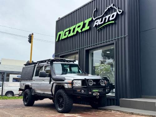 Toyota Land Cruiser 79 4.5 Diesel Pick Up Double Cab