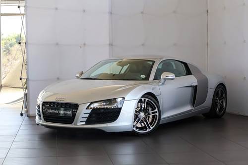 Audi R8 Coupe 4.2 FSi (309 kW) Quattro R-tronic