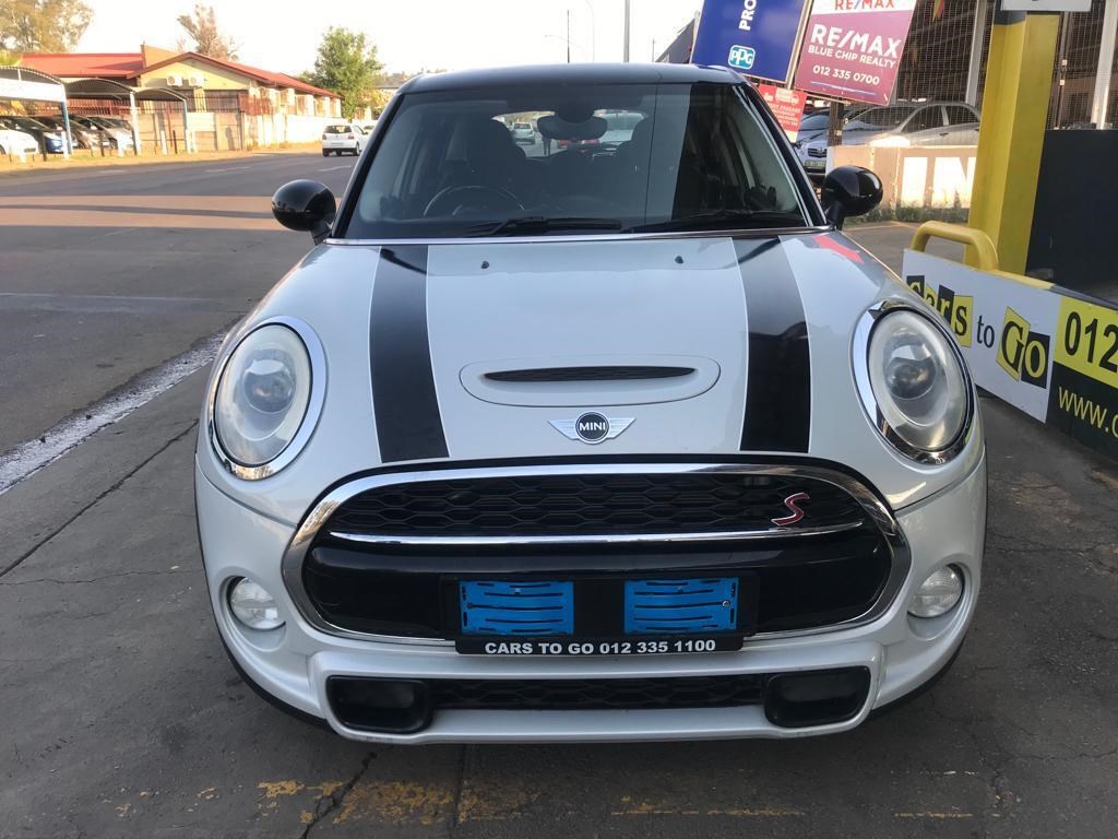 MINI Cooper S Mark IV (141 kW) (XS72) for sale - R 179 950 | Carfind.co.za