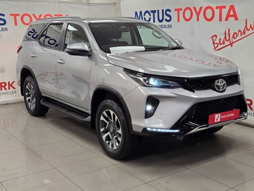 Toyota Fortuner VI 2.4GD-6 Auto 4x4