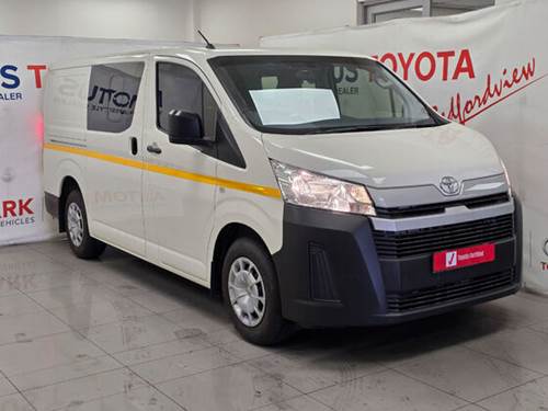 Toyota Quantum 2.8 LWB Crew Cab 6 Seater