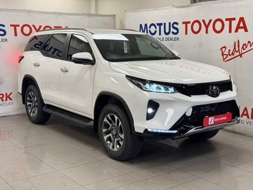 Toyota Fortuner VI 2.8GD-6 VX Auto 