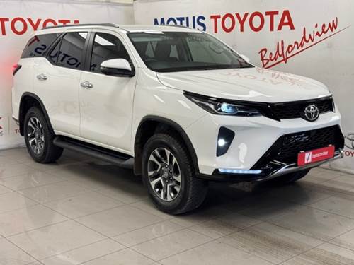 Toyota Fortuner VI 2.4GD-6 Auto 4x4