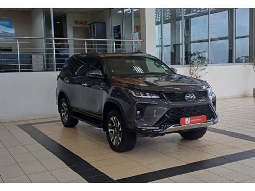 Toyota Fortuner VI 2.8GD-6 VX Auto 4x4