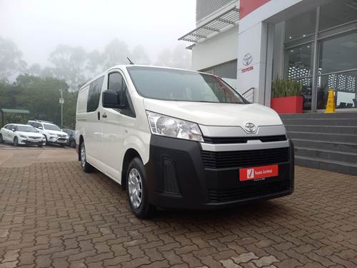 Toyota Quantum 2.8 LWB Crew Cab 6 Seater