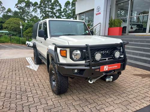 Toyota Land Cruiser 79 2.8 GD-6 Double Cab Auto