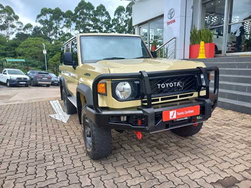 Toyota Land Cruiser 76 2.8 GD-6 Station Wagon