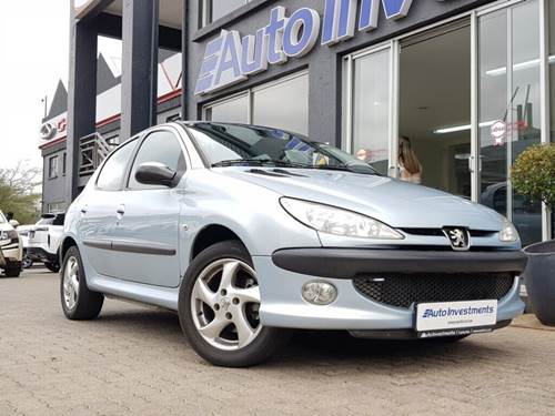 Peugeot 206 2.0 XT HDi