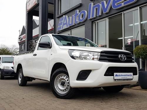 Toyota Hilux 2.4 GD 5MT Aircon Single Cab