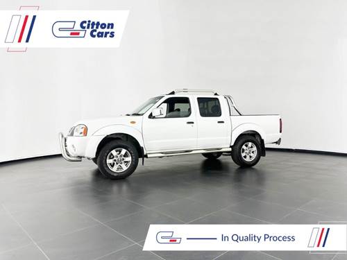 Nissan Hardbody NP300 2.4i Hi-Rider Double Cab