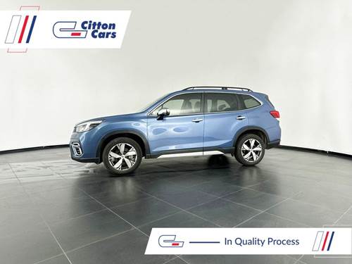 Subaru Forester 2.0i S ES CVT 