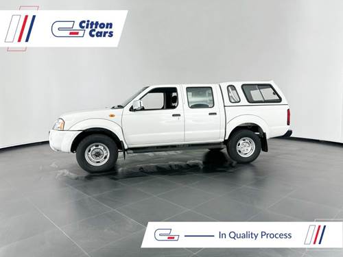 Nissan Hardbody NP300 2.4i 4X4 Double Cab