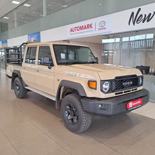 Toyota Land Cruiser 79 2.8 GD-6 Double Cab Auto