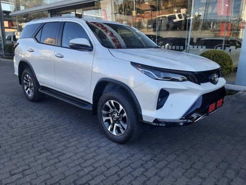 Toyota Fortuner VI 2.4GD-6 Raised Body Auto