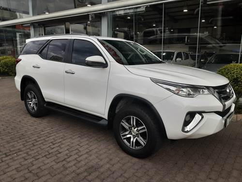 Toyota Fortuner IV 2.4 GD-6 4x4 Auto