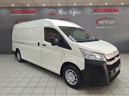 Toyota Quantum 2.8 SLWB Panel Van