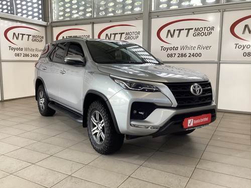 Toyota Fortuner V 2.4 GD-6 Raised Body