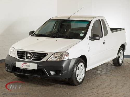 Nissan NP200 1.6i Pack