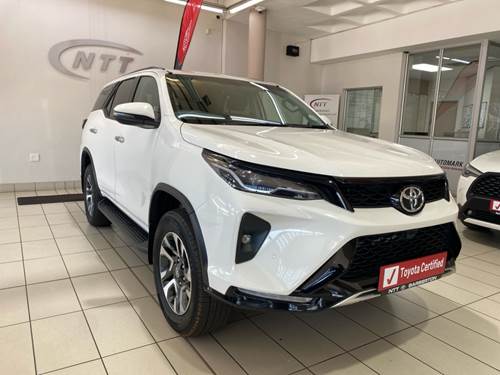 Toyota Fortuner VI 2.4GD-6 Auto 4x4